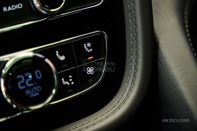 Bentley Bentayga V8 NEW