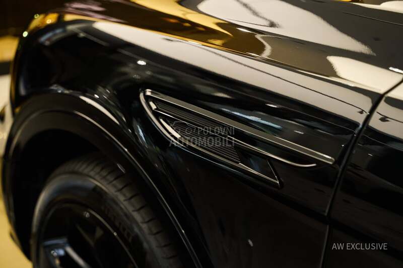 Bentley Bentayga V8 NEW