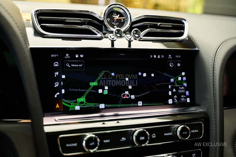 Bentley Bentayga V8 NEW