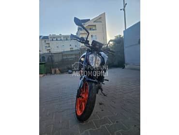 KTM duke 390