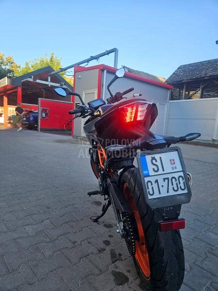 KTM duke 390