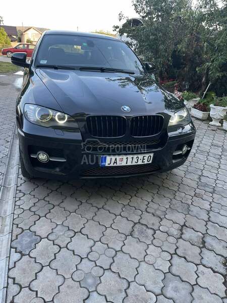 BMW X6 306 konja