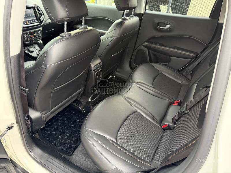 Jeep Compass AUT/4x4/Led