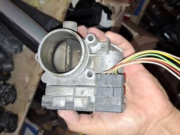 klapna gasa 1.6 za Peugeot 206