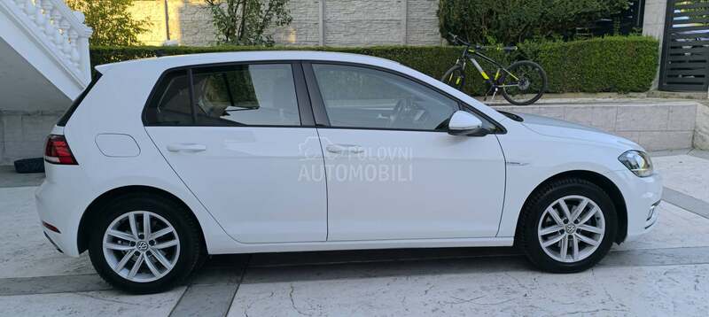 Volkswagen Golf 7 .5 1.5 CNG