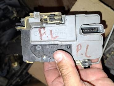 prednja leva centralna brava za Peugeot 206