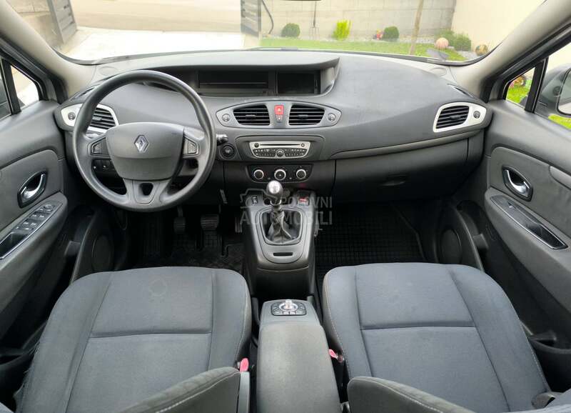 Renault Scenic 1.5 DCI