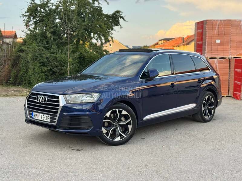 Audi Q7 
