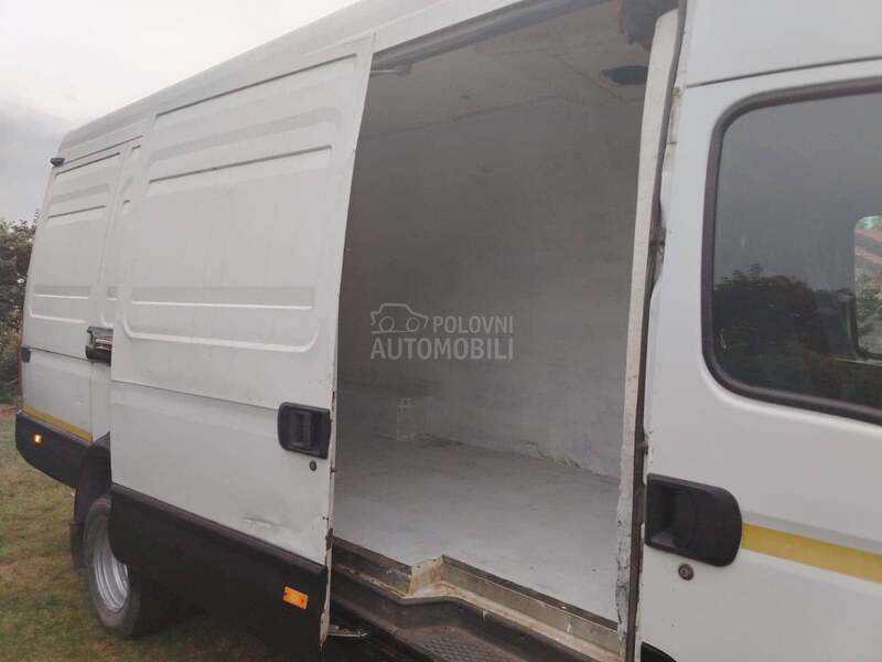 Iveco Daily HLADNJACA