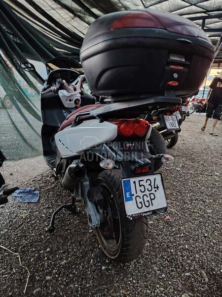 Gilera gp800