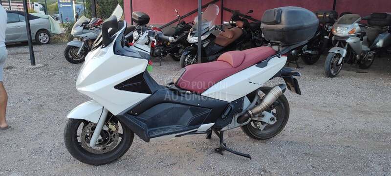 Gilera gp800