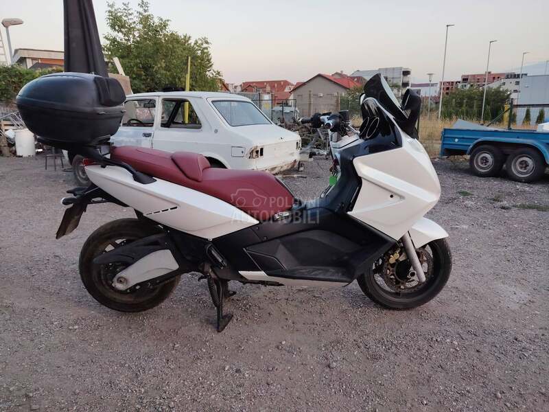 Gilera gp800
