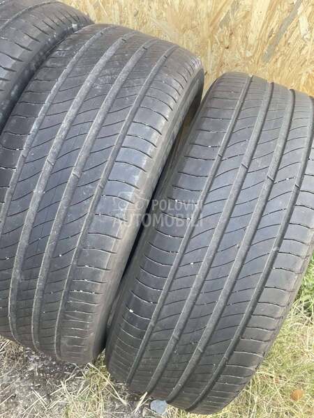 Michelin 215/55 R18 Letnja