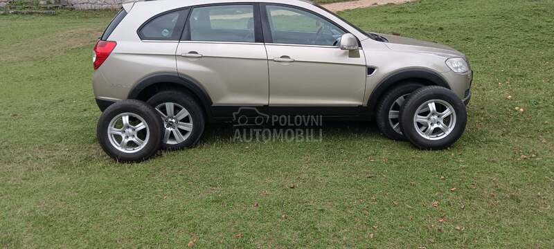 Chevrolet Captiva 