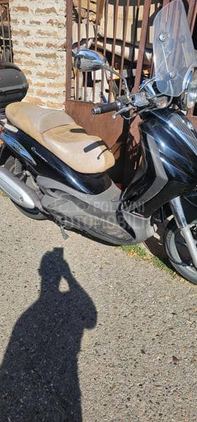 Piaggio Beverly 250ie Cruiser