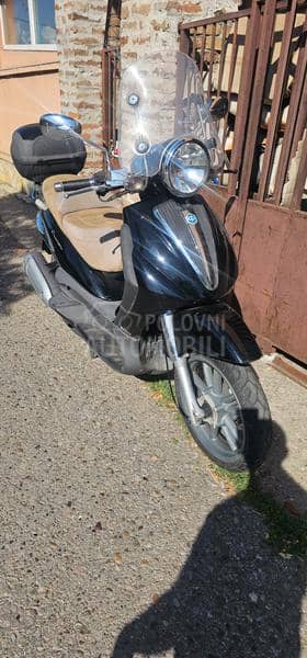 Piaggio Beverly 250ie Cruiser