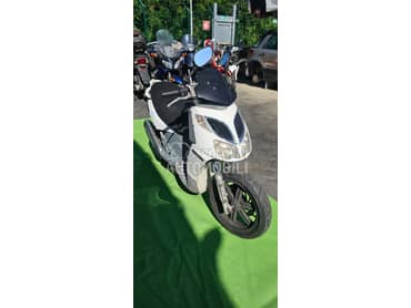 Aprilia Sportcity 200