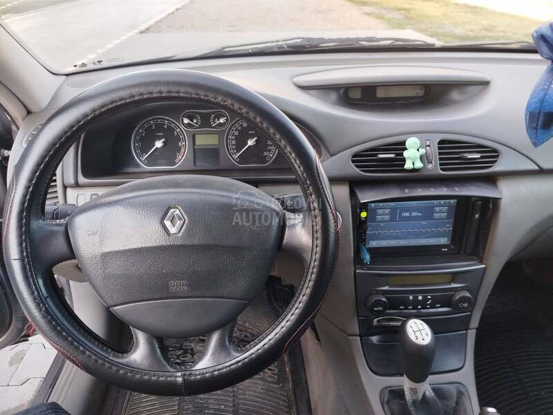 Renault Laguna 