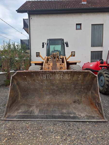 Case 821B