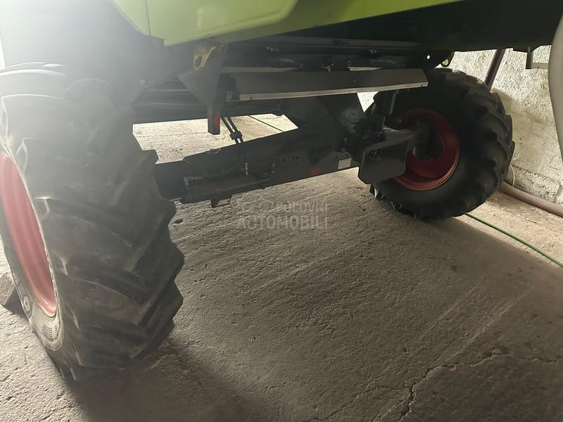 Claas Mega 360
