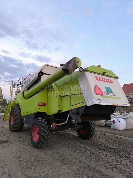 Claas Mega 360
