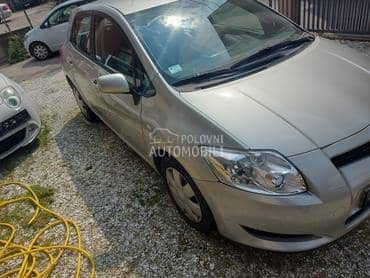 Toyota Auris 14d4d autom.