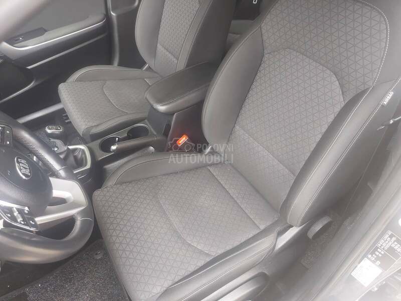 Kia cee`d 14b 16v