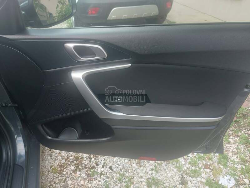Kia cee`d 14b 16v