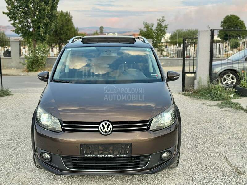 Volkswagen Touran Cross