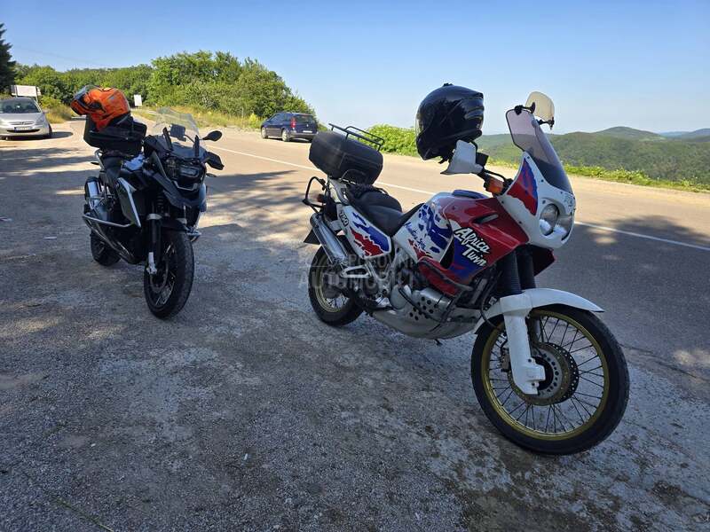 Honda Africa Twin rd07