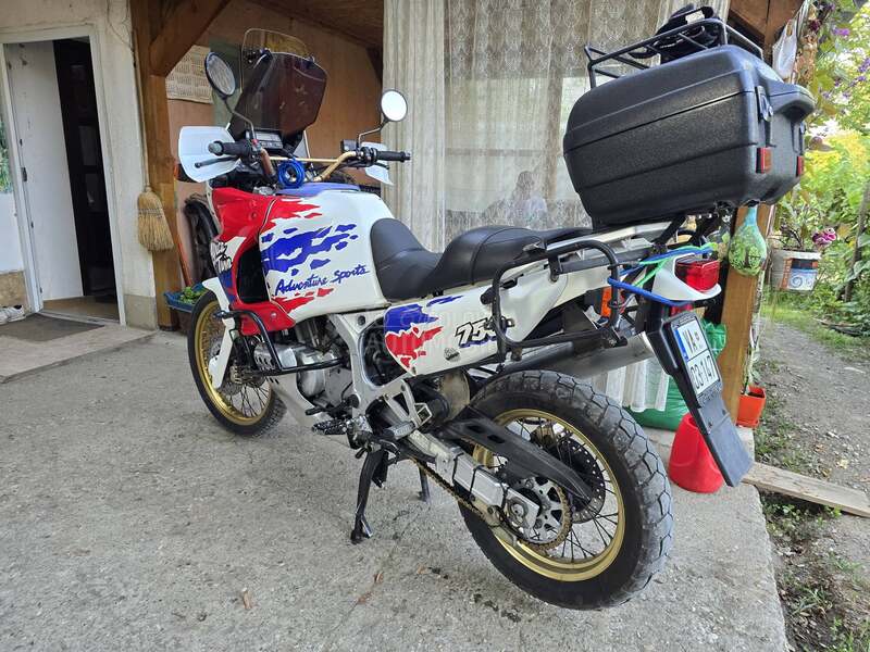 Honda Africa Twin rd07