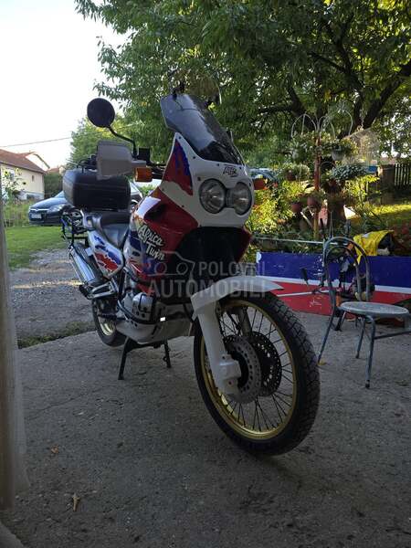 Honda Africa Twin rd07