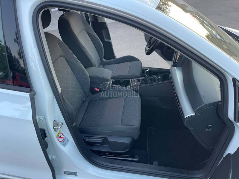 Volkswagen Golf 8 N O V
