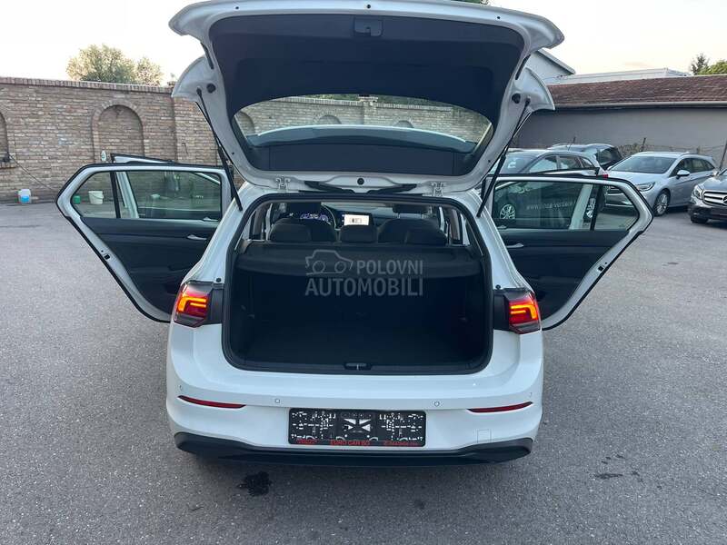 Volkswagen Golf 8 N O V
