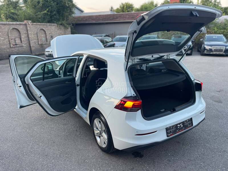 Volkswagen Golf 8 N O V