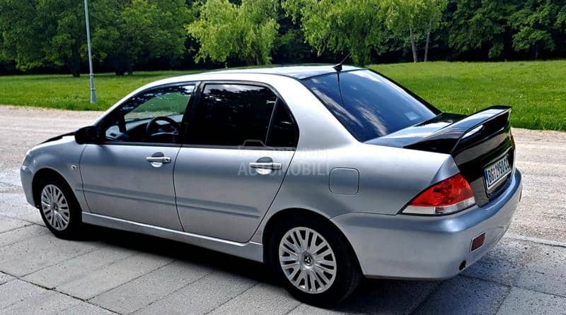 Mitsubishi Lancer 1.6