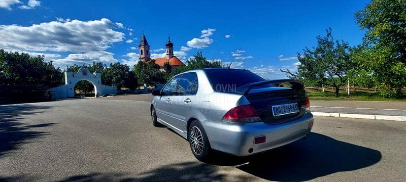 Mitsubishi Lancer 1.6