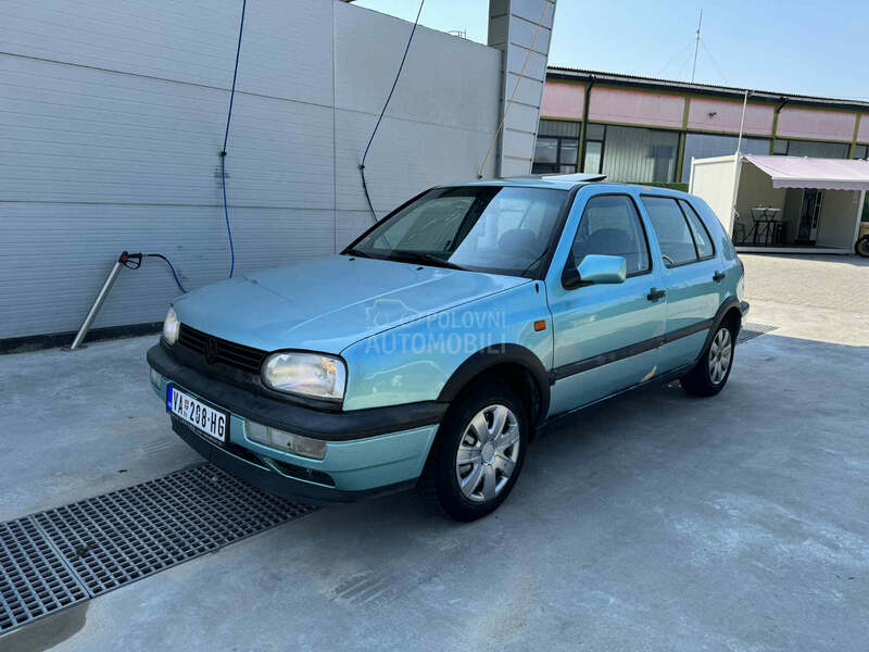 Volkswagen Golf 3 1.8