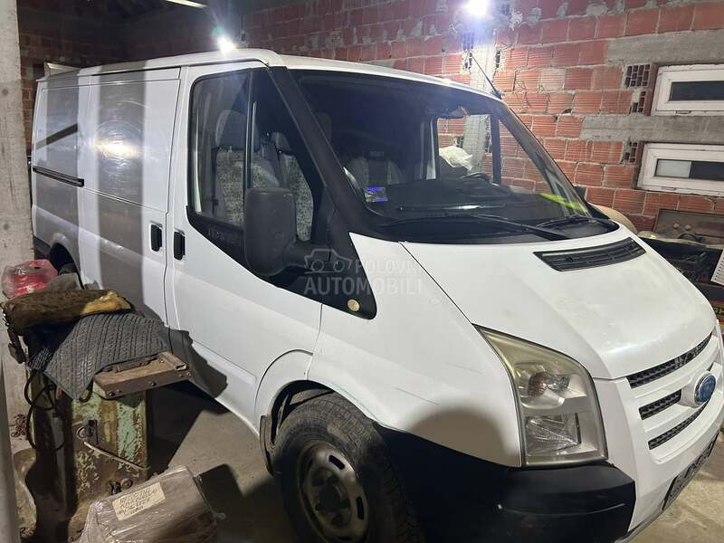 Ford Transit 2.4