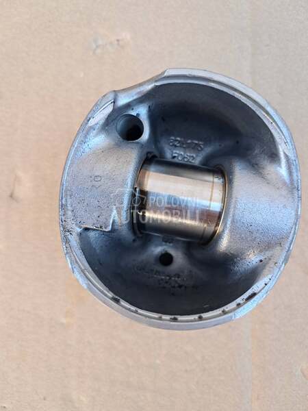 Klip motora d5 2,0 173 kw