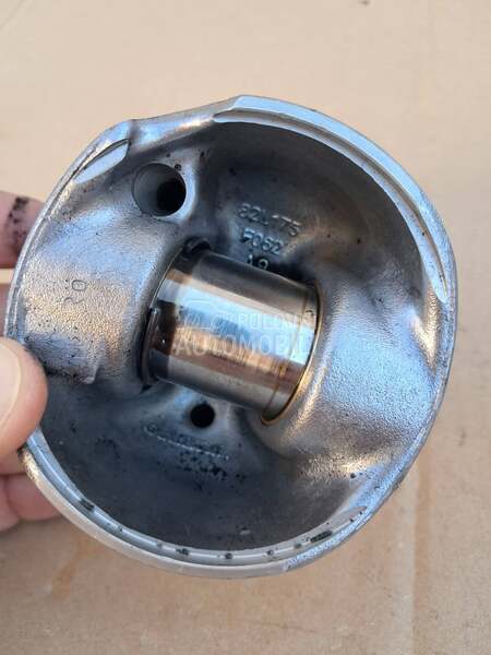 Klip motora d5 2,0 173 kw