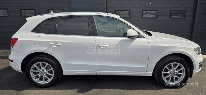 Audi Q5 2.0TDI QUATTRO LUX