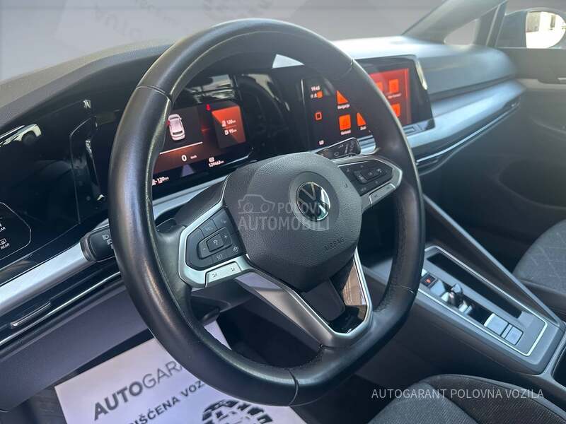 Volkswagen Golf 8 1.5 METAN A/T