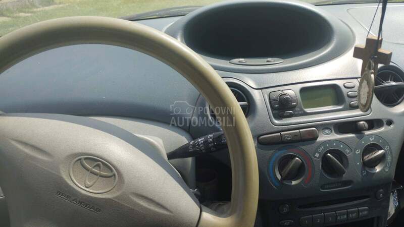 Toyota Yaris 1.0