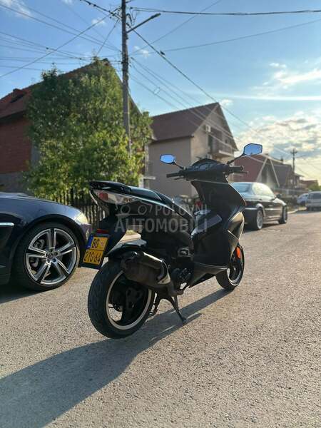Peugeot Jet force C tech