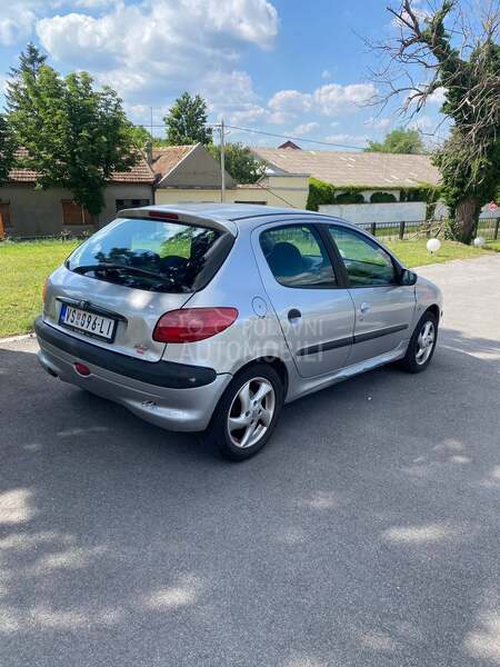 Peugeot 206 1.1 reg