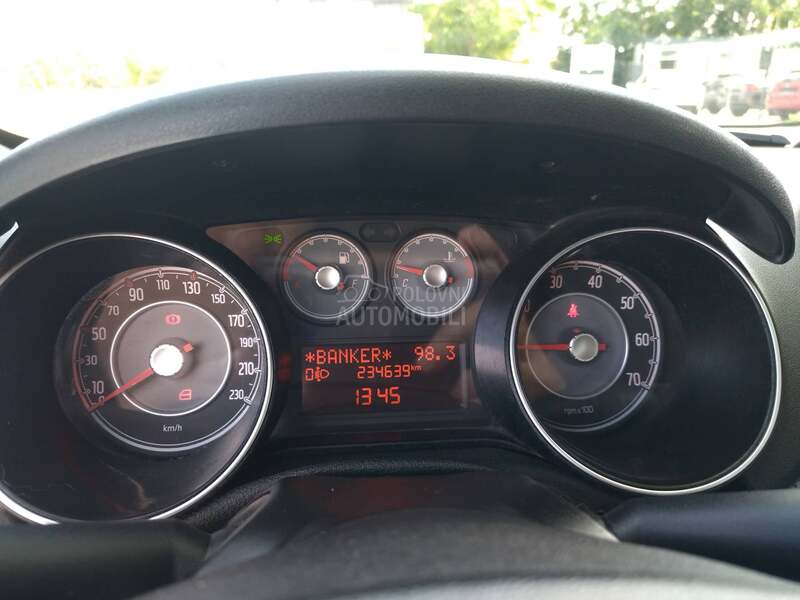 Fiat EVO 1.2 8v