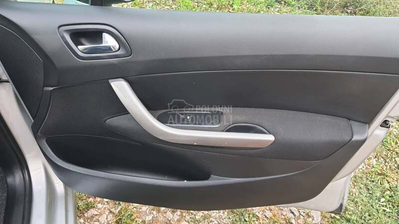 Peugeot 308 1.6HDi Millesim