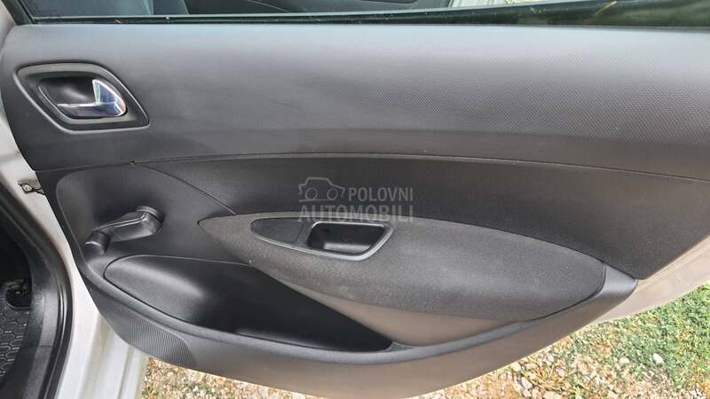 Peugeot 308 1.6HDi Millesim