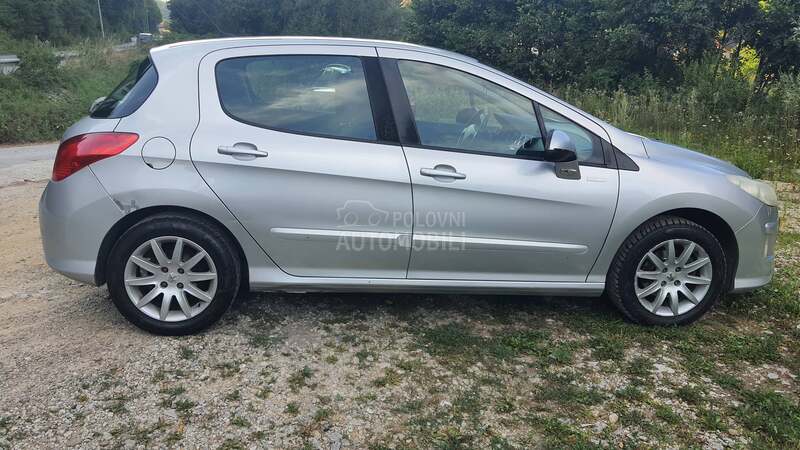 Peugeot 308 1.6HDi Millesim